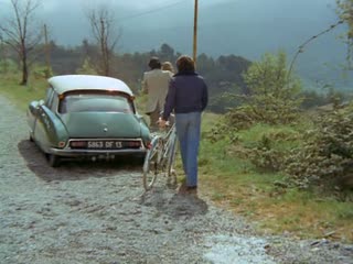 凯茜，顺从的女孩